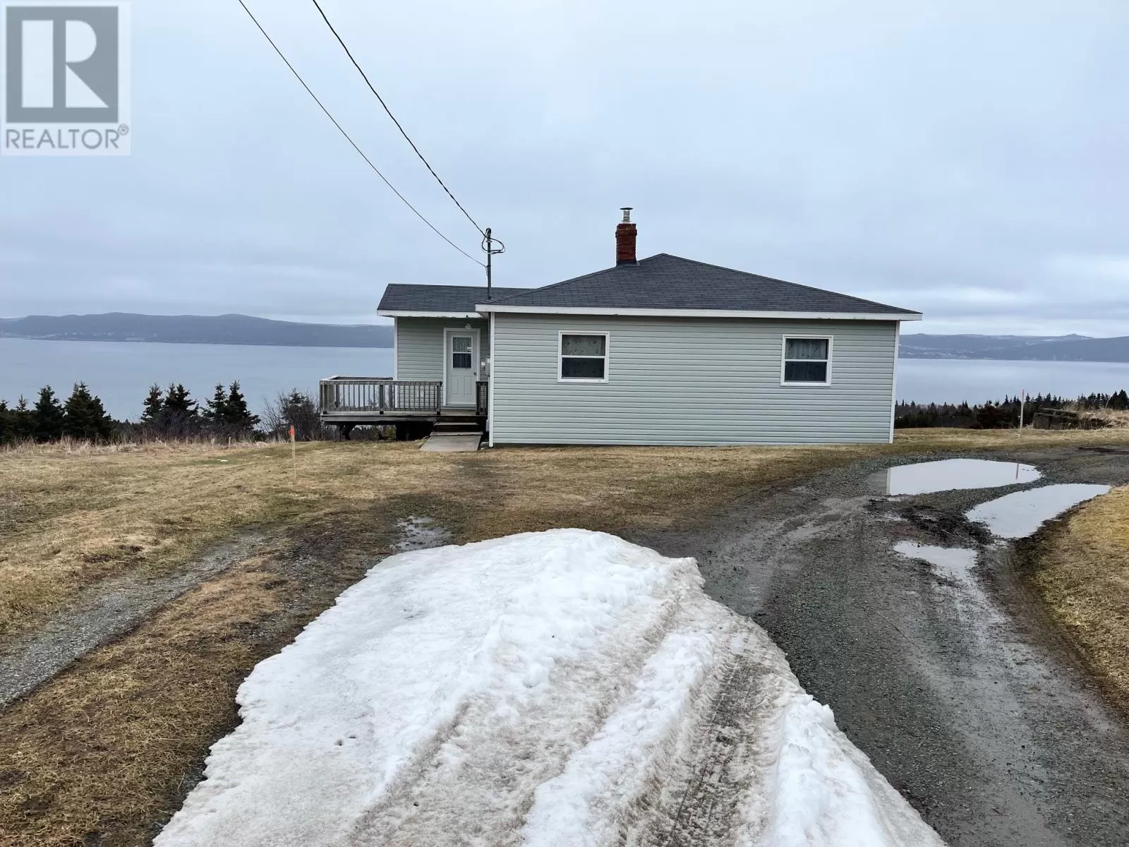 House for rent: 0 Lance Cove Road, Bell Island, Newfoundland & Labrador A0A 4H0