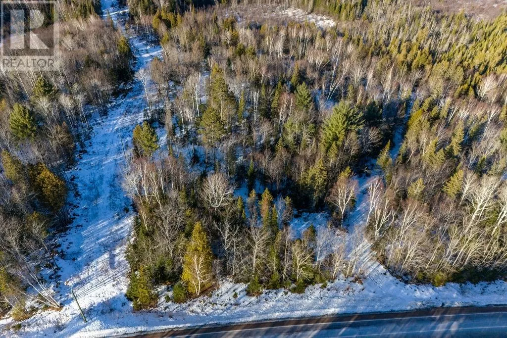 001 Siberia Road, Barry's Bay, Ontario K0J 1B0