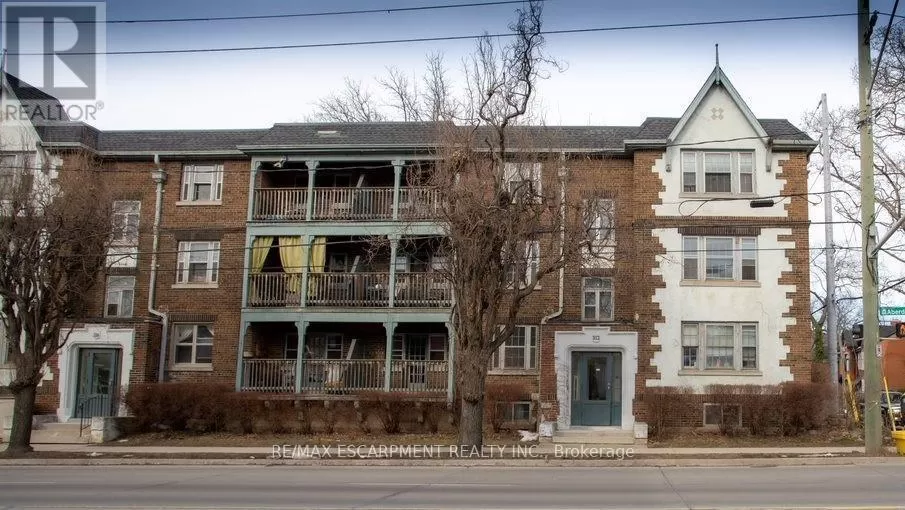 Apartment for rent: 1 - 312 Aberdeen Avenue, Hamilton, Ontario L8P 2R5