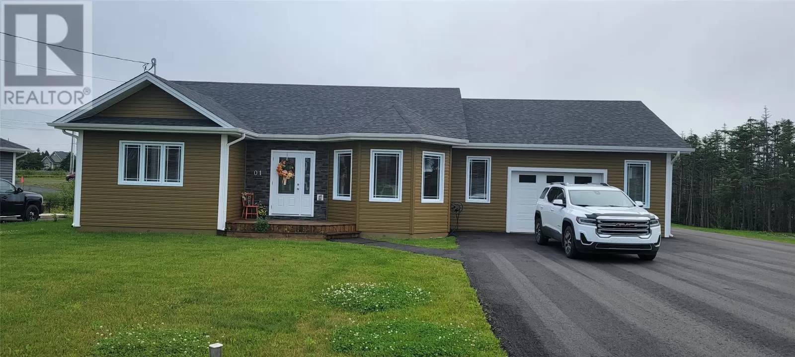House for rent: 1 Isaac's Point Street, Marystown, Newfoundland & Labrador A0E 2M0