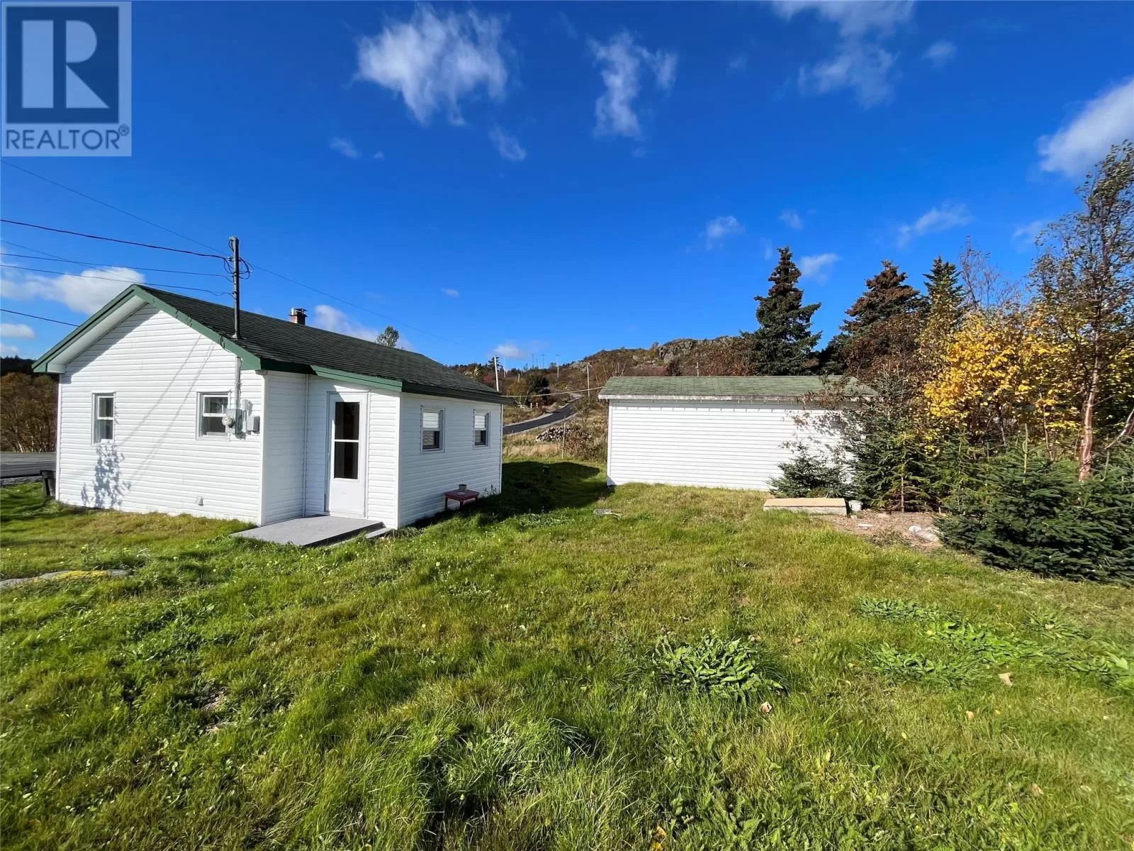 House for rent: 1 Swain's Road, Perry's Cove, Newfoundland & Labrador A0A 3S0