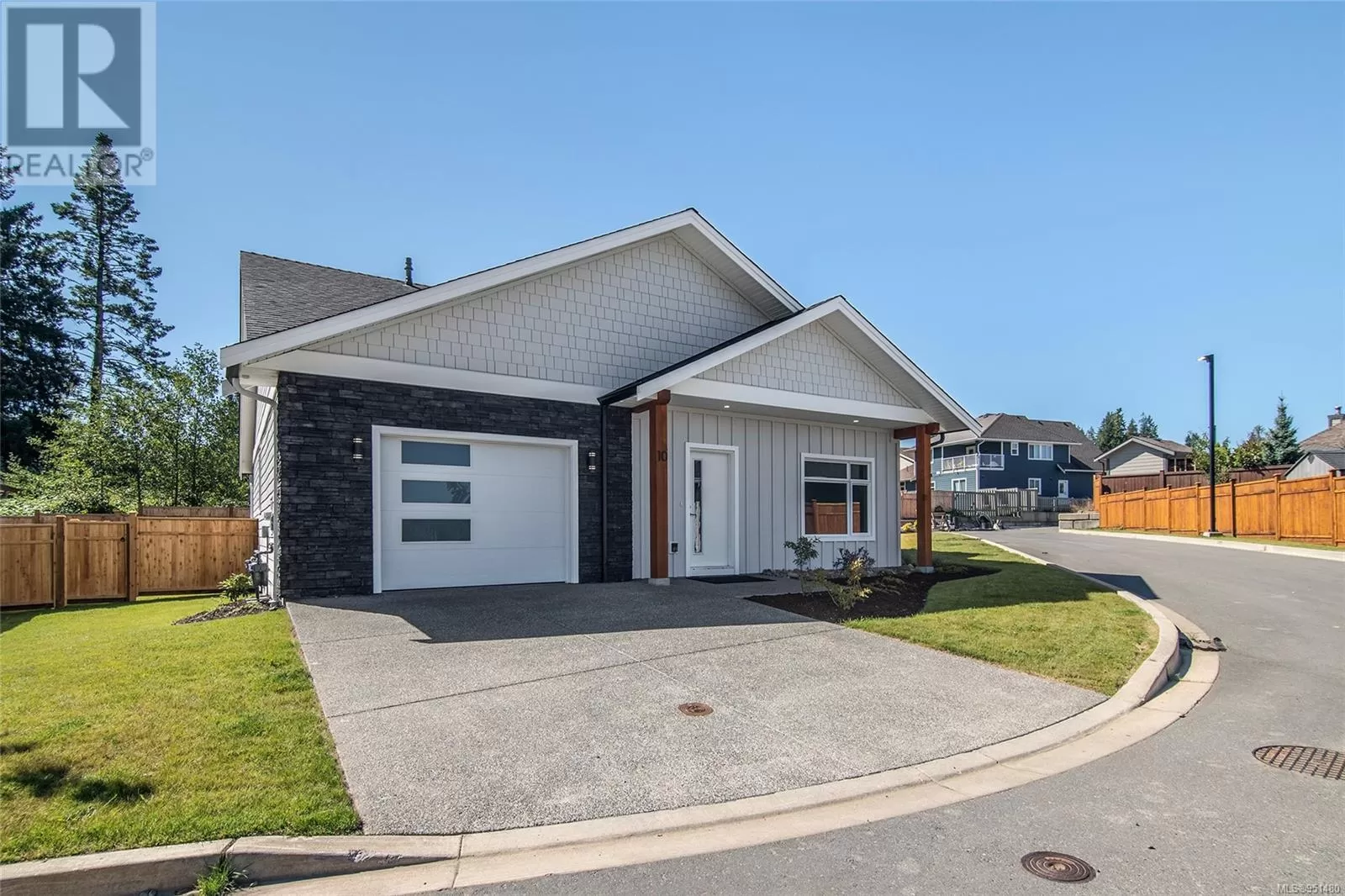 House for rent: 10 1580 Glen Eagle Dr, Campbell River, British Columbia V9W 0B3