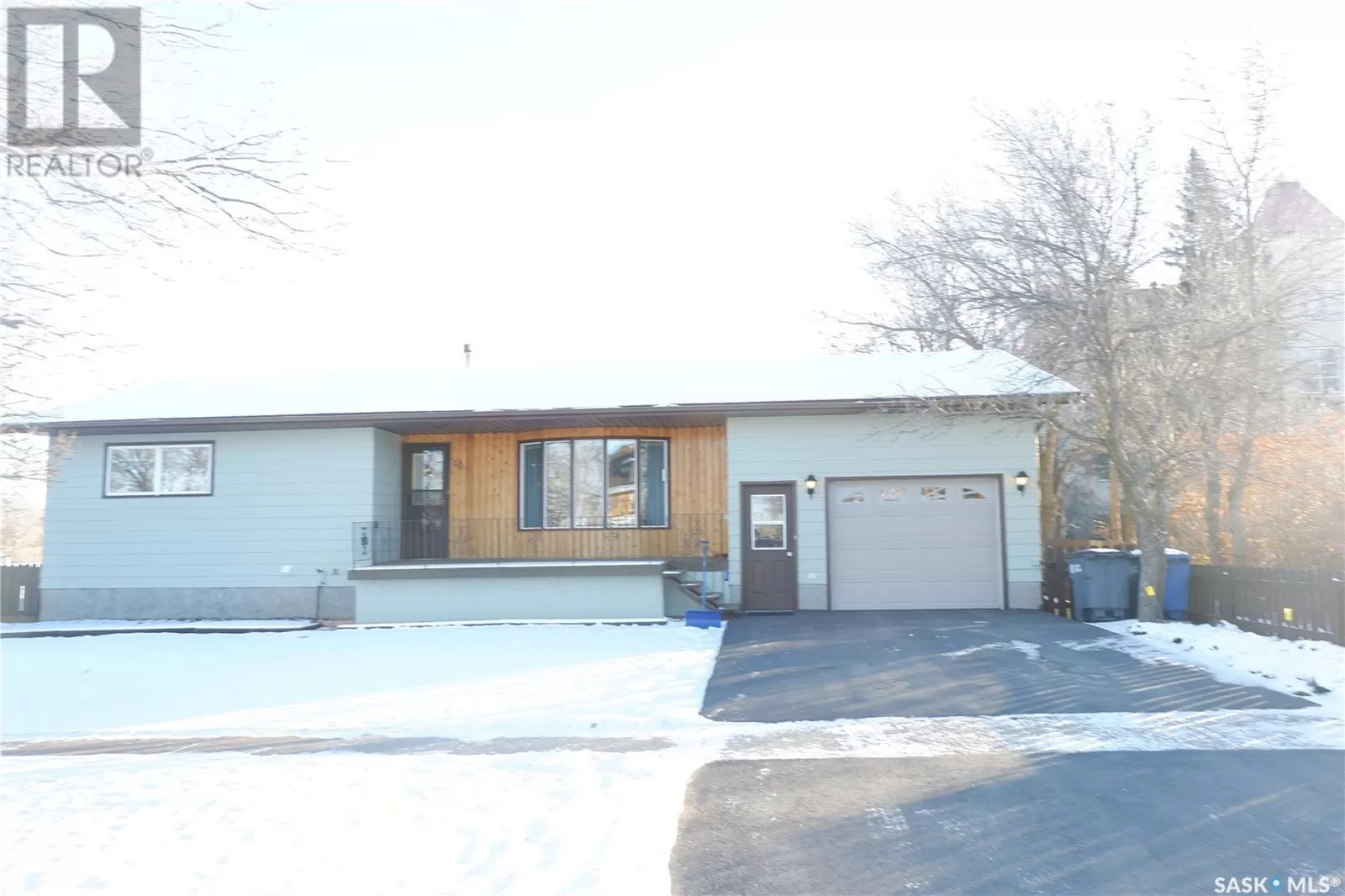 House for rent: 10 Edouard Beaupre Street, Willow Bunch, Saskatchewan S0H 4K0