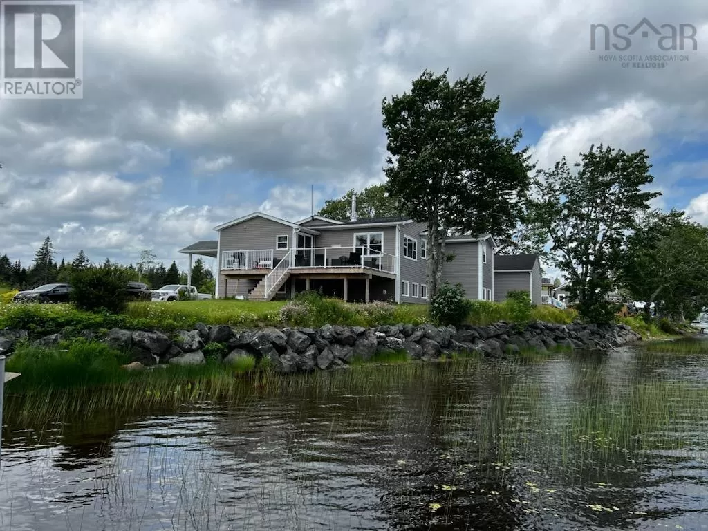 House for rent: 10 Maple Leaf Lane, Eden Lake, Nova Scotia B2H 5C8