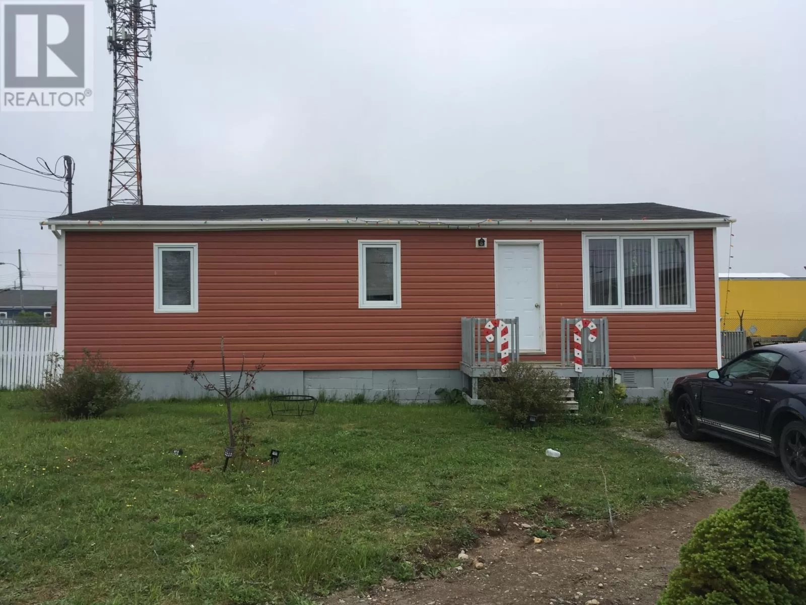 House for rent: 10 Princess Avenue, STEPHENVILLE, Newfoundland & Labrador A2N 2G9