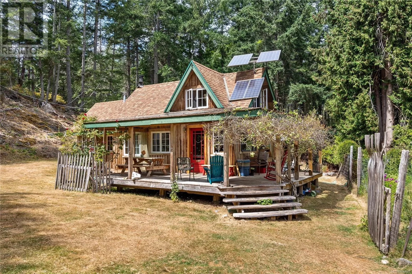 House for rent: 10 Windham Rd, Lasqueti Island, British Columbia V0R 2J0