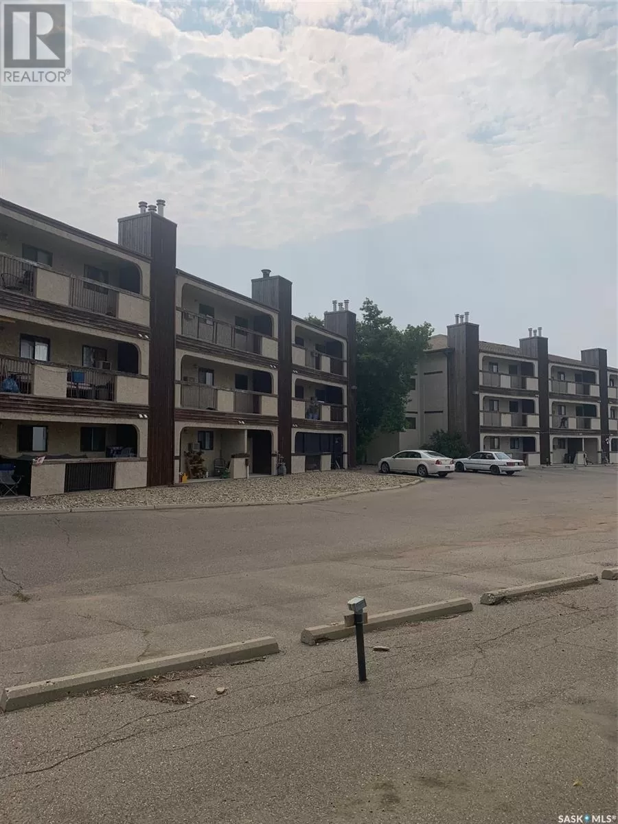 Multi-Family for rent: 100 4th Avenue, Estevan, Saskatchewan S4A 2N1