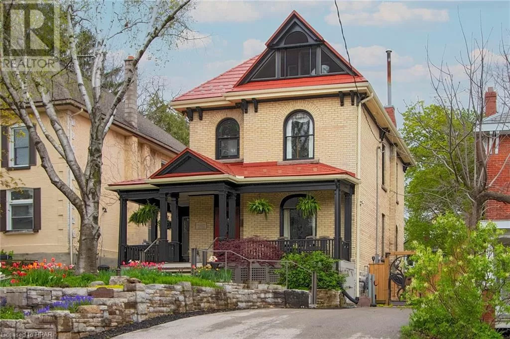 House for rent: 100 Church Street, Stratford, Ontario N5A 2R2