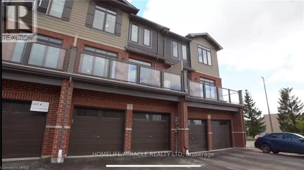 Row / Townhouse for rent: 100 Hollywood Court Court, Cambridge, Ontario N1T 2H7