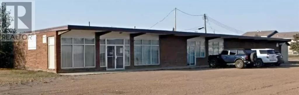 Offices for rent: 10006 97 Street, High Level, Alberta T0H 1Z0