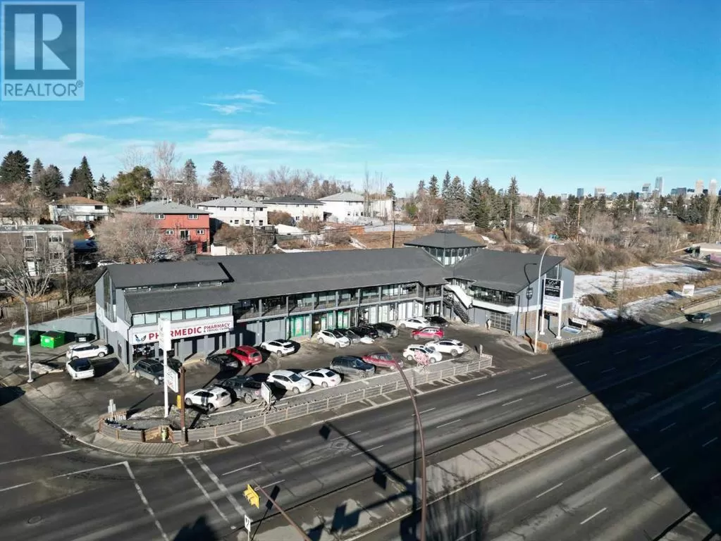 Retail for rent: 1006, 4515 Macleod Trail Sw, Calgary, Alberta T2G 0A5