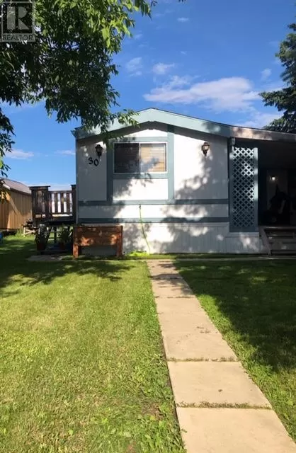 Manufactured Home/Mobile for rent: 10105, 98 Street, Plamondon, Alberta T0A 2T0