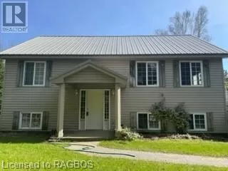 House for rent: 1020 Second Avenue N, Sauble Beach, Ontario N0H 2G0