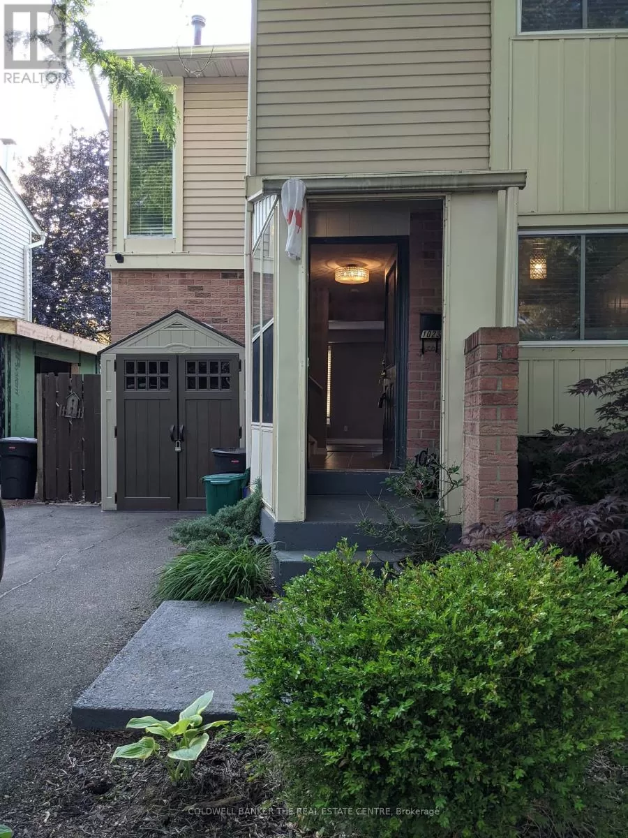 House for rent: 1023 Elizabeth Place, Oakville, Ontario L6H 3H8