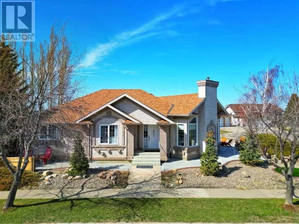House for rent: 103 Canyon Terrace W, Lethbridge, Alberta T1K 6W7