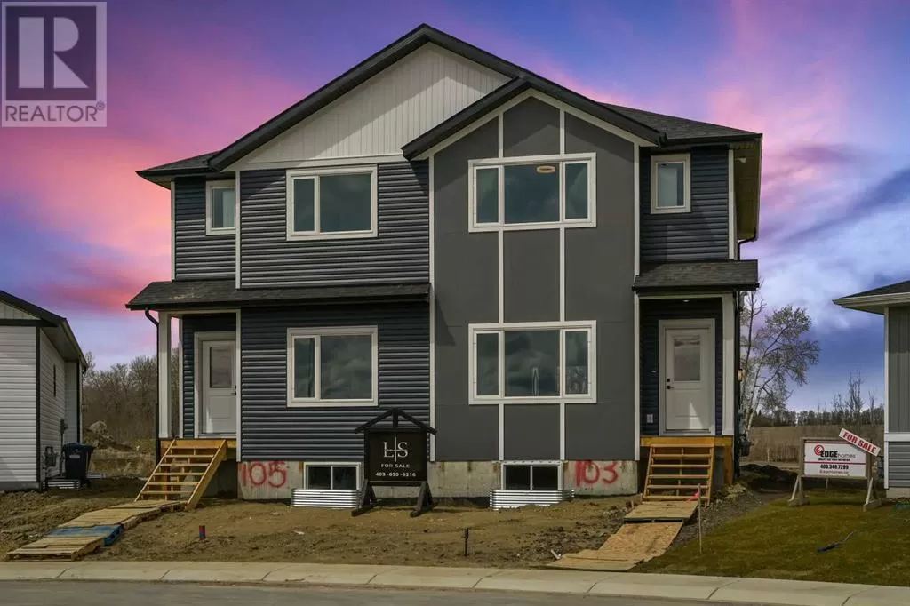 Duplex for rent: 103 Gray Close, Sylvan Lake, Alberta T0M 0H0