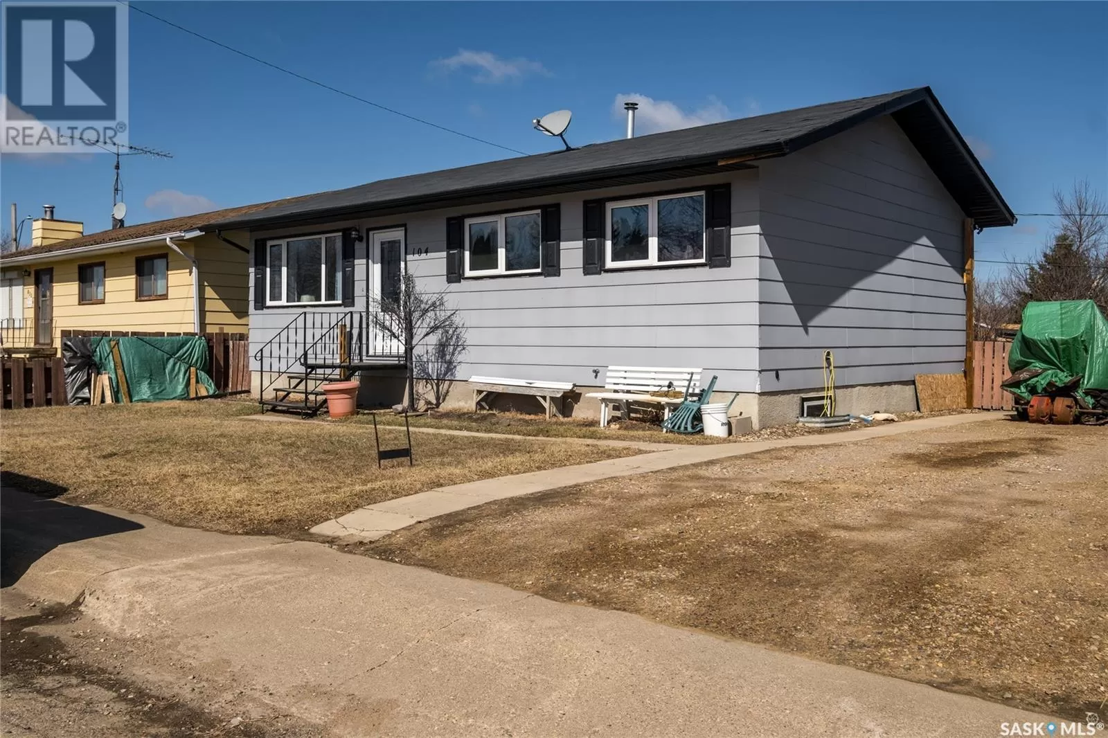 House for rent: 104 Birch Place, Shellbrook, Saskatchewan S0J 2E0