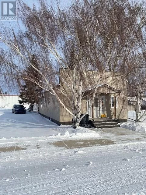 House for rent: 105 2nd Avenue W, Nokomis, Saskatchewan S0G 3R0