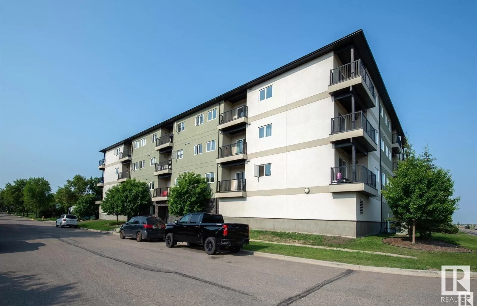 Apartment for rent: #105 5302 51 St, Bonnyville Town, Alberta T9N 2E3