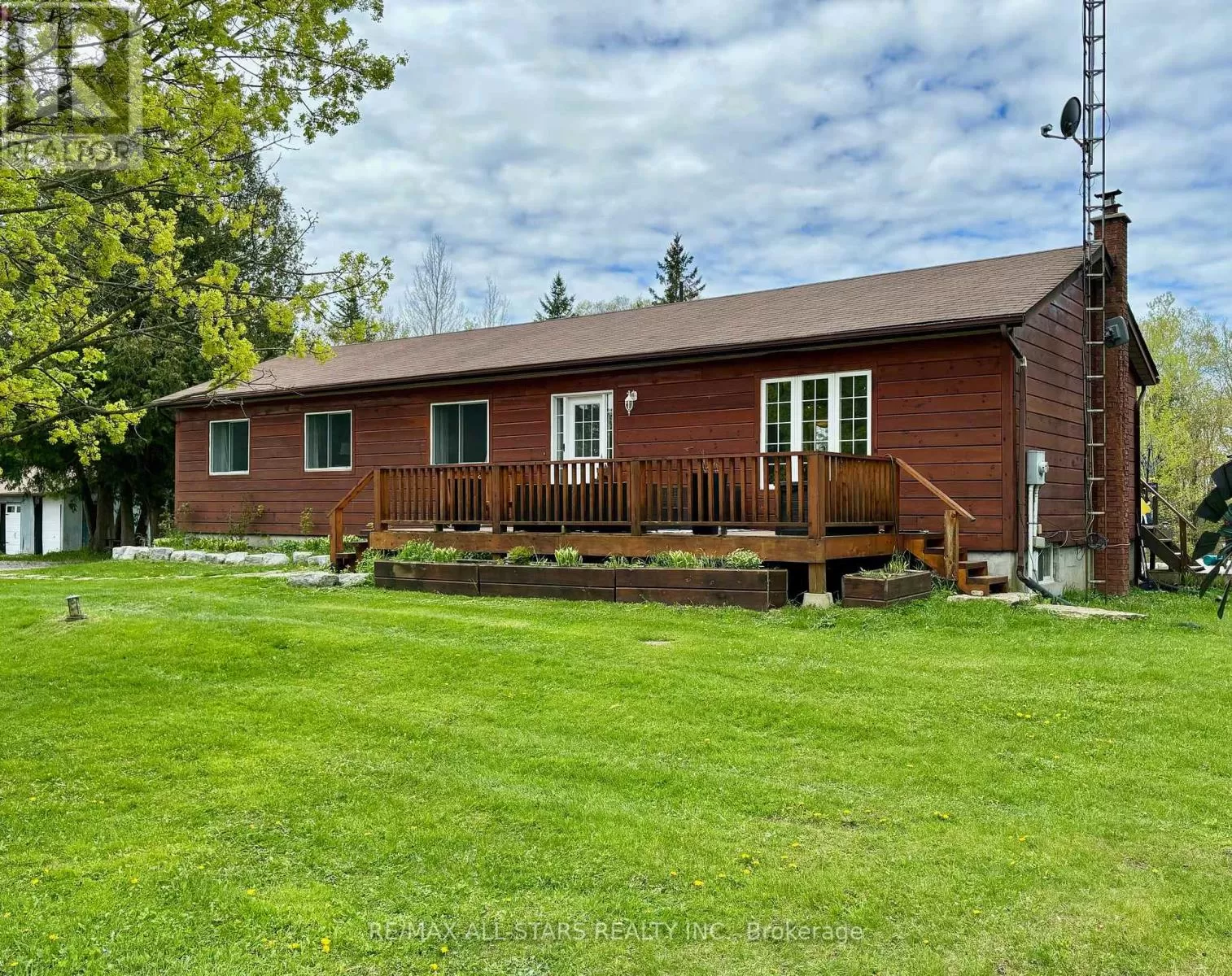 House for rent: 1057 Base Line Rd, Kawartha Lakes, Ontario K0M 1K0