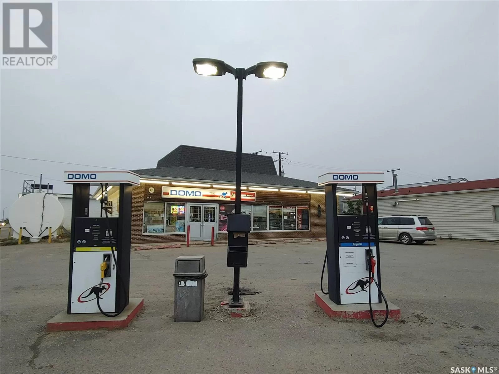 Retail for rent: 106 Main Street, Maidstone, Saskatchewan S0M 1M0