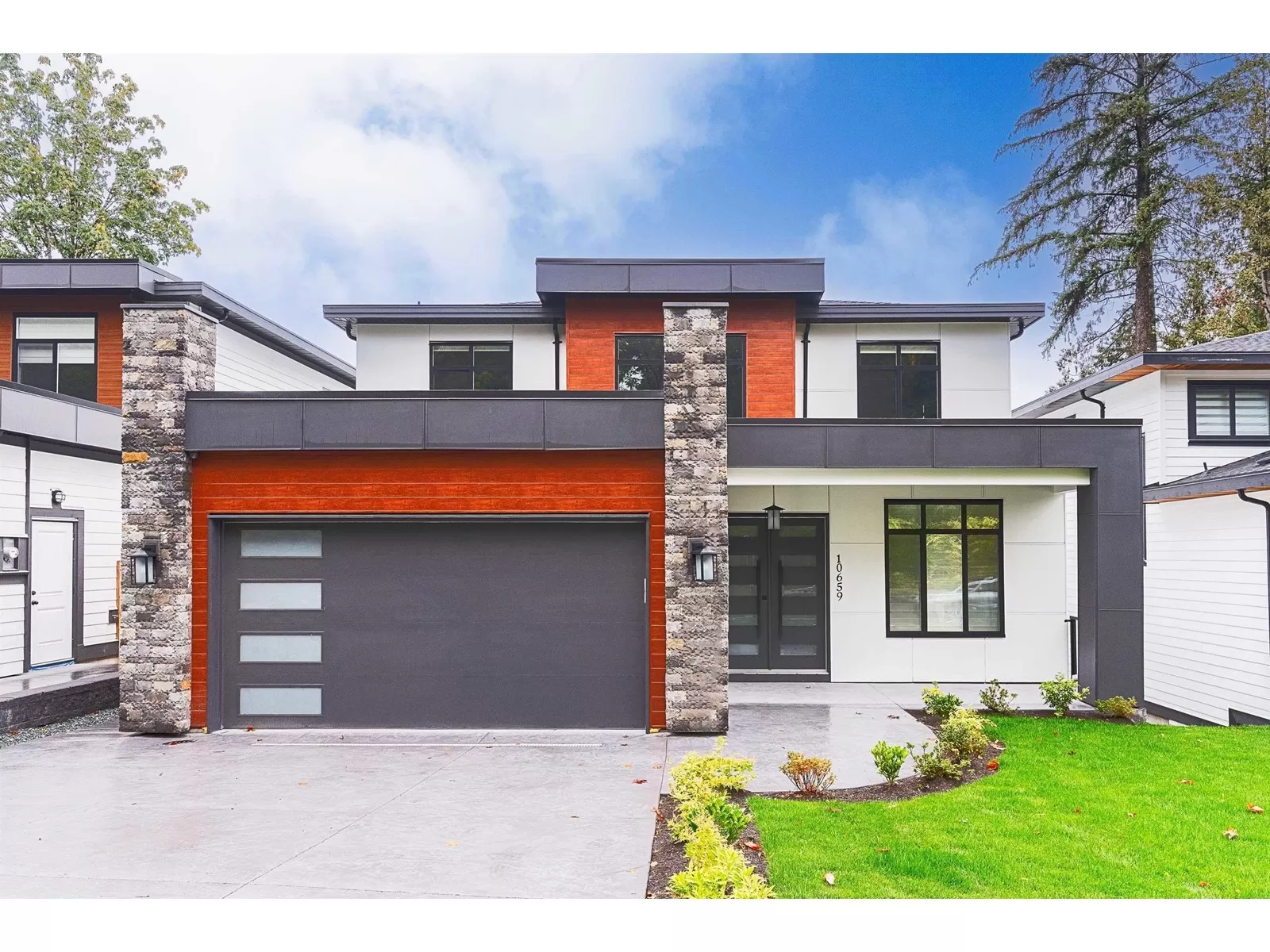 House for rent: 10659 127a Street, Surrey, British Columbia V3V 5L7