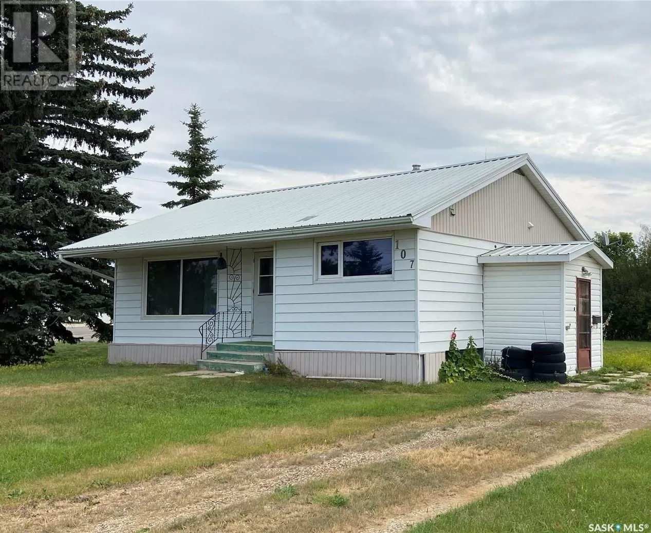 House for rent: 107 Main Street, Lanigan, Saskatchewan S0K 2M0