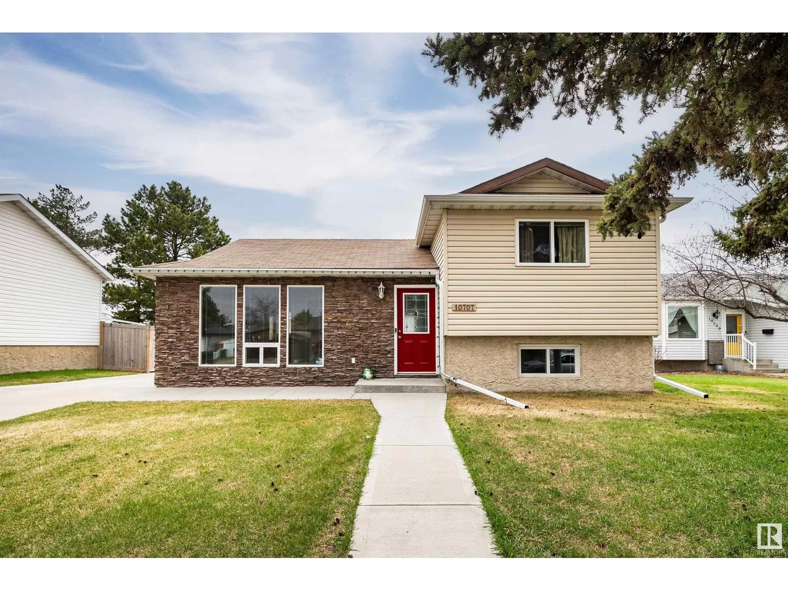 House for rent: 10707 95 Avenue, Morinville, Alberta T8R 1E3