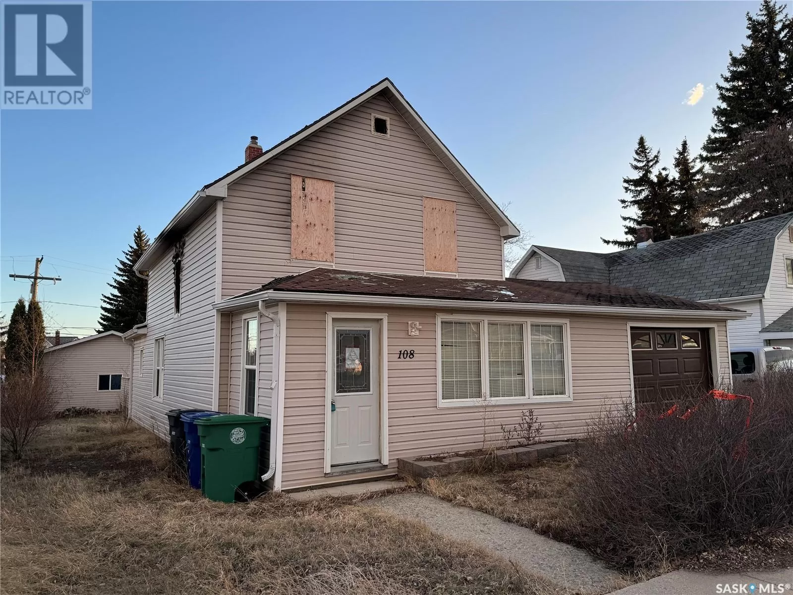 House for rent: 108 5th Avenue W, Biggar, Saskatchewan S0K 0M0