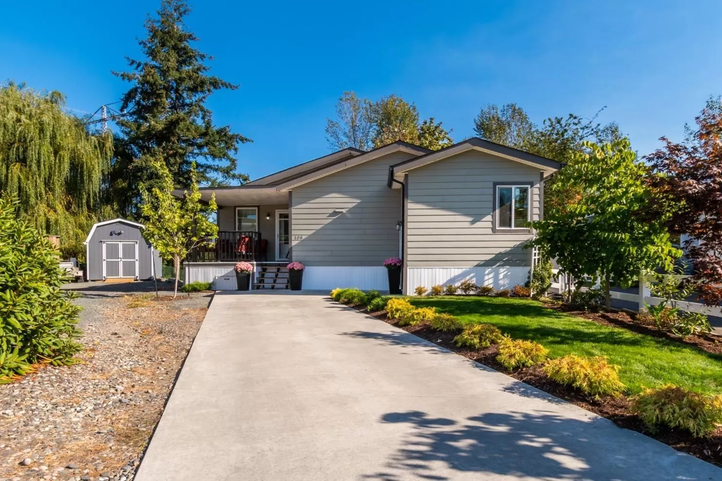 Manufactured Home for rent: 108 6338 Vedder Road, Chilliwack, British Columbia V2R 3R2