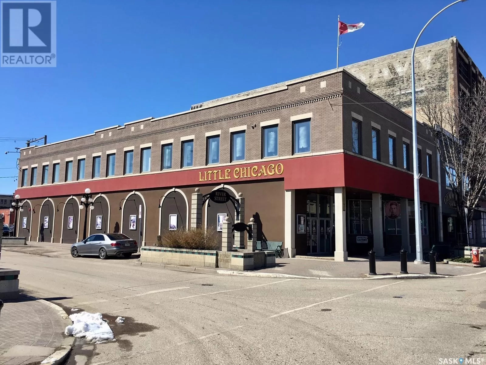 Retail for rent: 108 Main Street N, Moose Jaw, Saskatchewan S6H 3J7