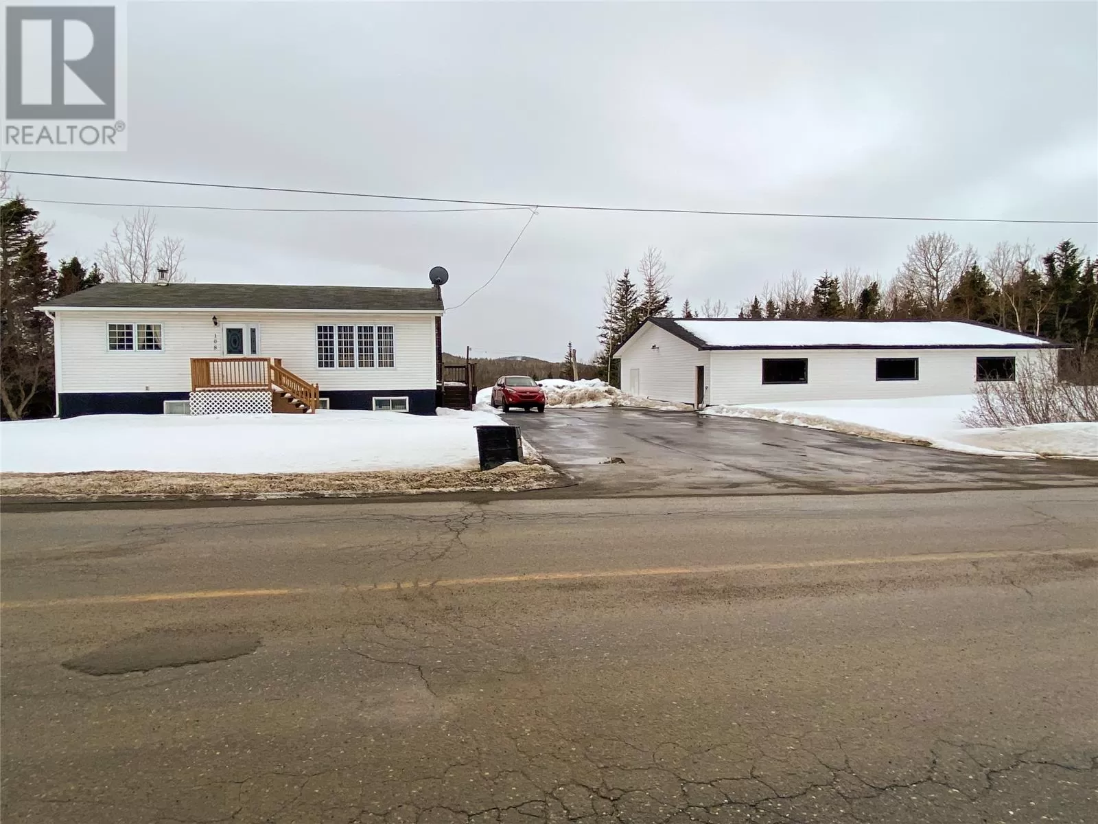 House for rent: 108 Noggin Cove Road, Carmanville, Newfoundland & Labrador A0G 1N0