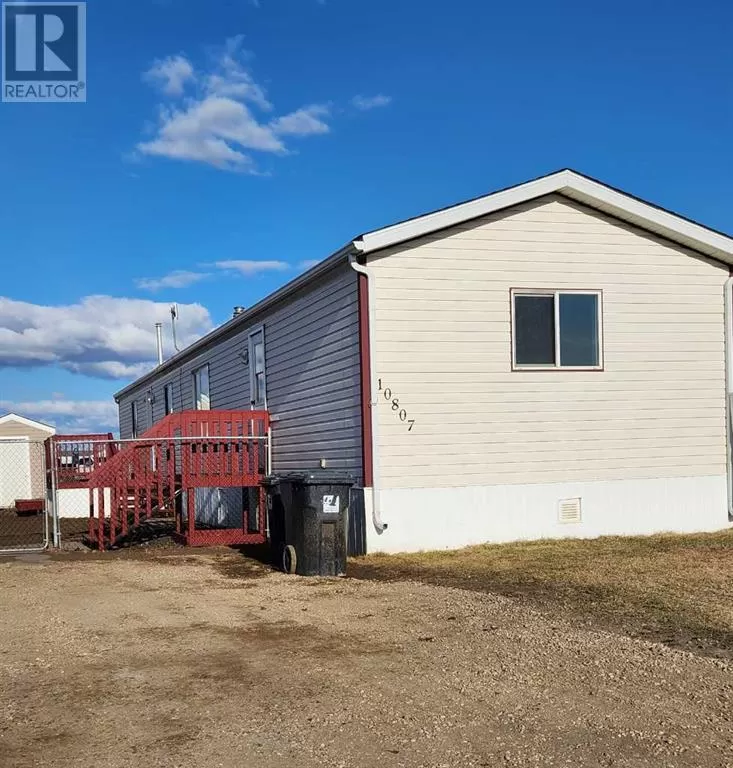 Manufactured Home/Mobile for rent: 10807 98 Street, Clairmont, Alberta T8X 5E2