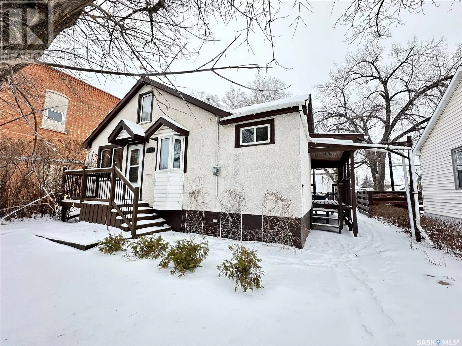 House for rent: 109 5th Street, Weyburn, Saskatchewan S4H 0Z2