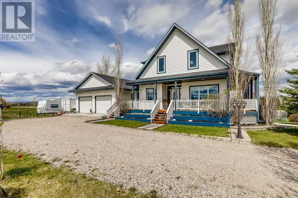 House for rent: 109 Lariat Loop, Rural Rocky View County, Alberta T3Z 1G2