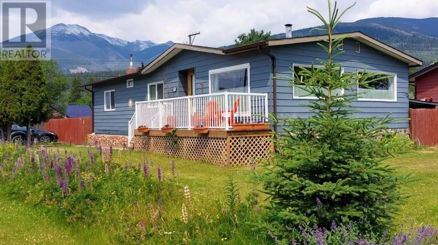 Manufactured Home/Mobile for rent: 1096 8th Avenue, Valemount, British Columbia V0E 2Z0