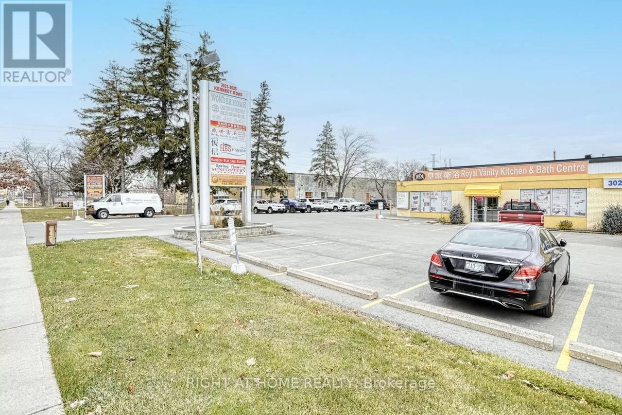 Warehouse for rent: #11 -3025 Kennedy Rd, Toronto, Ontario M1V 1S3
