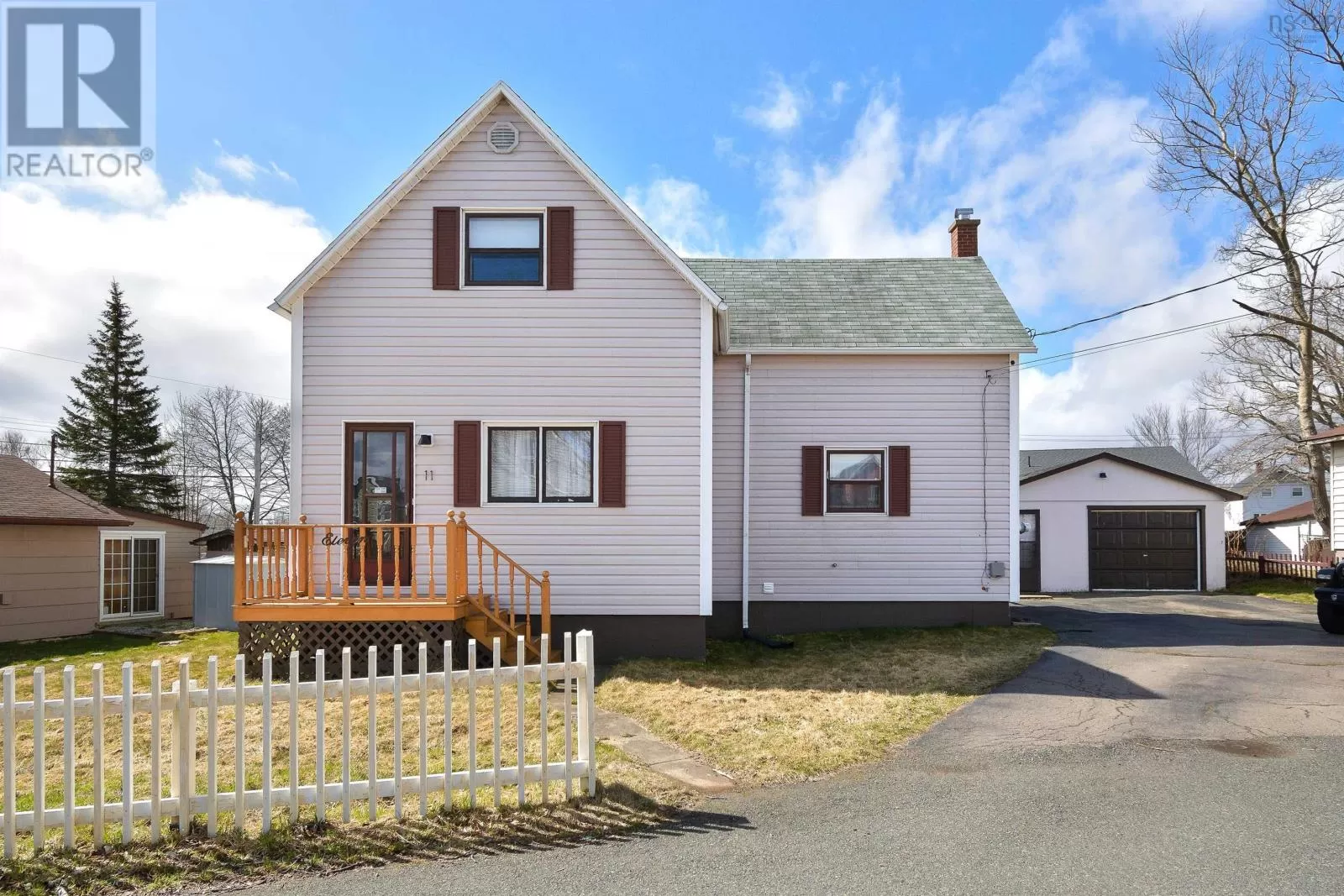 House for rent: 11 Caseys Lane, Glace Bay, Nova Scotia B1A 3H2
