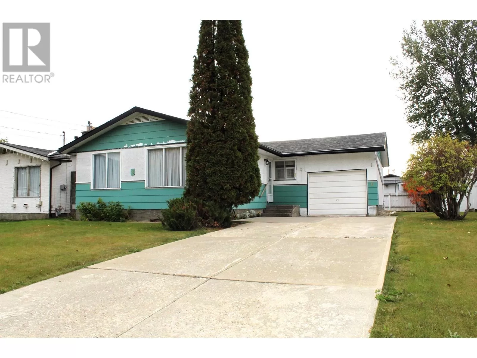 House for rent: 11 Grayling Crescent, Mackenzie, British Columbia V0J 2C0