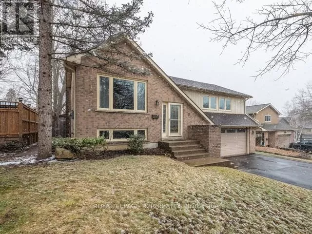 House for rent: 11 Terry Crt, Halton Hills, Ontario L7G 1P4