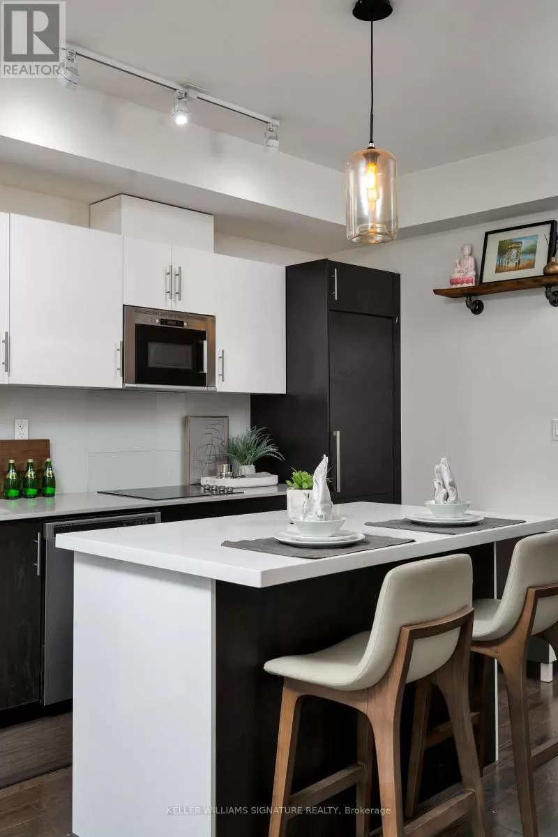 Apartment for rent: 1101 - 460 Adelaide Street E, Toronto, Ontario M5A 0E7
