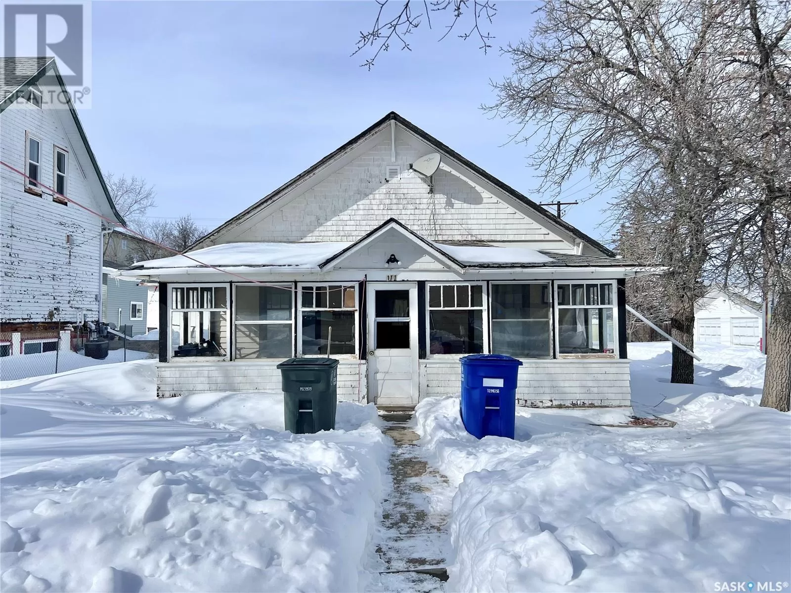 House for rent: 111 4th Avenue W, Rosetown, Saskatchewan S0L 2V0