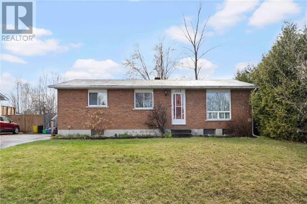 House for rent: 1112 Boundary Road W, Pembroke, Ontario K8A 7X1