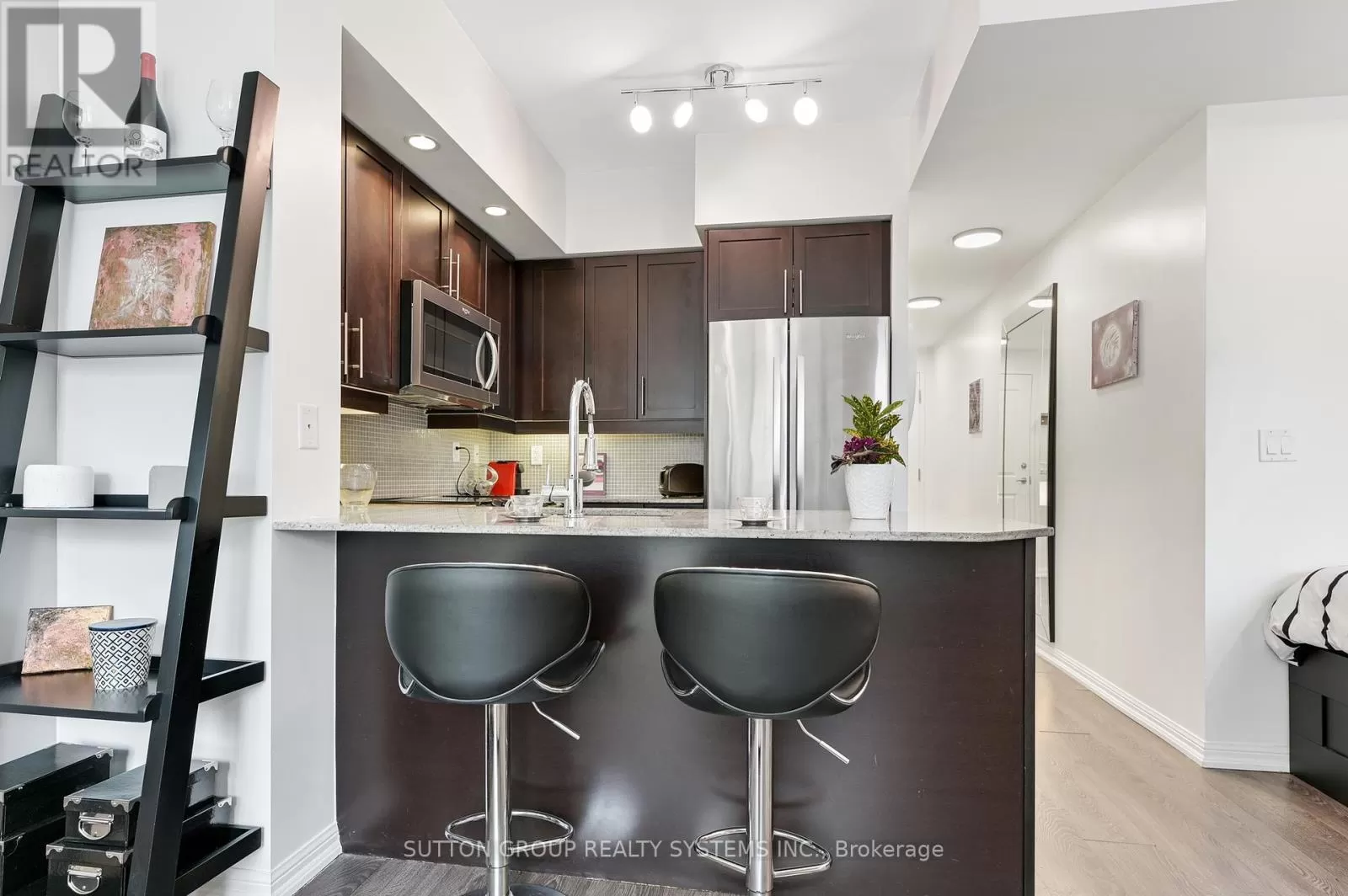 Apartment for rent: 1116 - 75 East Liberty Street, Toronto, Ontario M6K 3R3