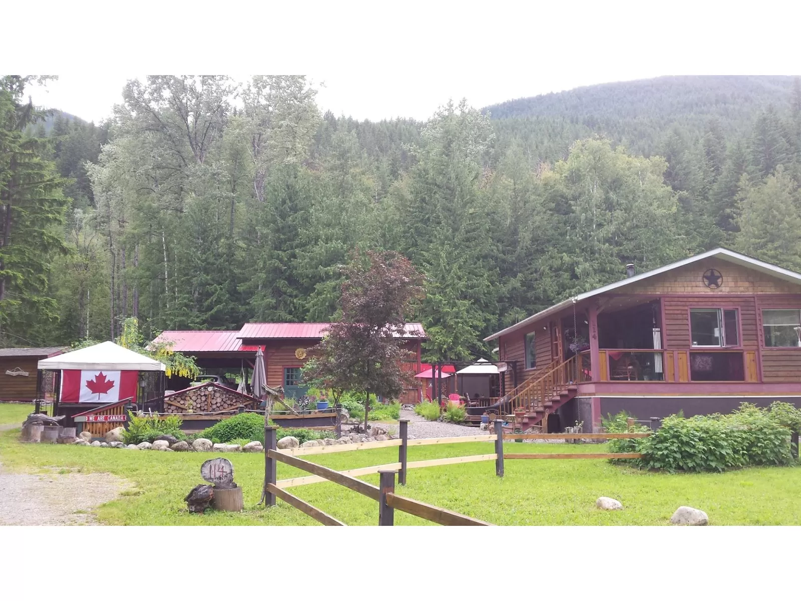 House for rent: 114 Eagles Nest Road, Nakusp, British Columbia V0G 1R1