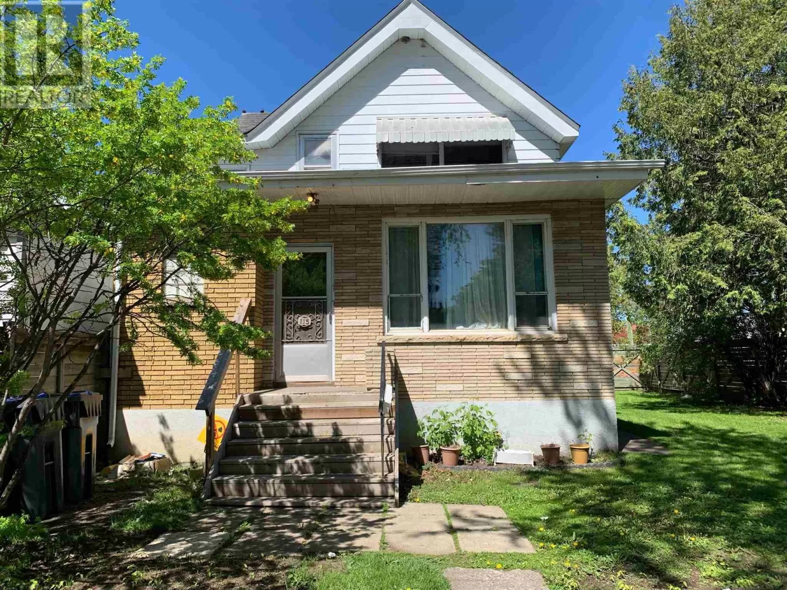 Multi-Family for rent: 115 Cameron St, THUNDER BAY, Ontario P7C 2G7