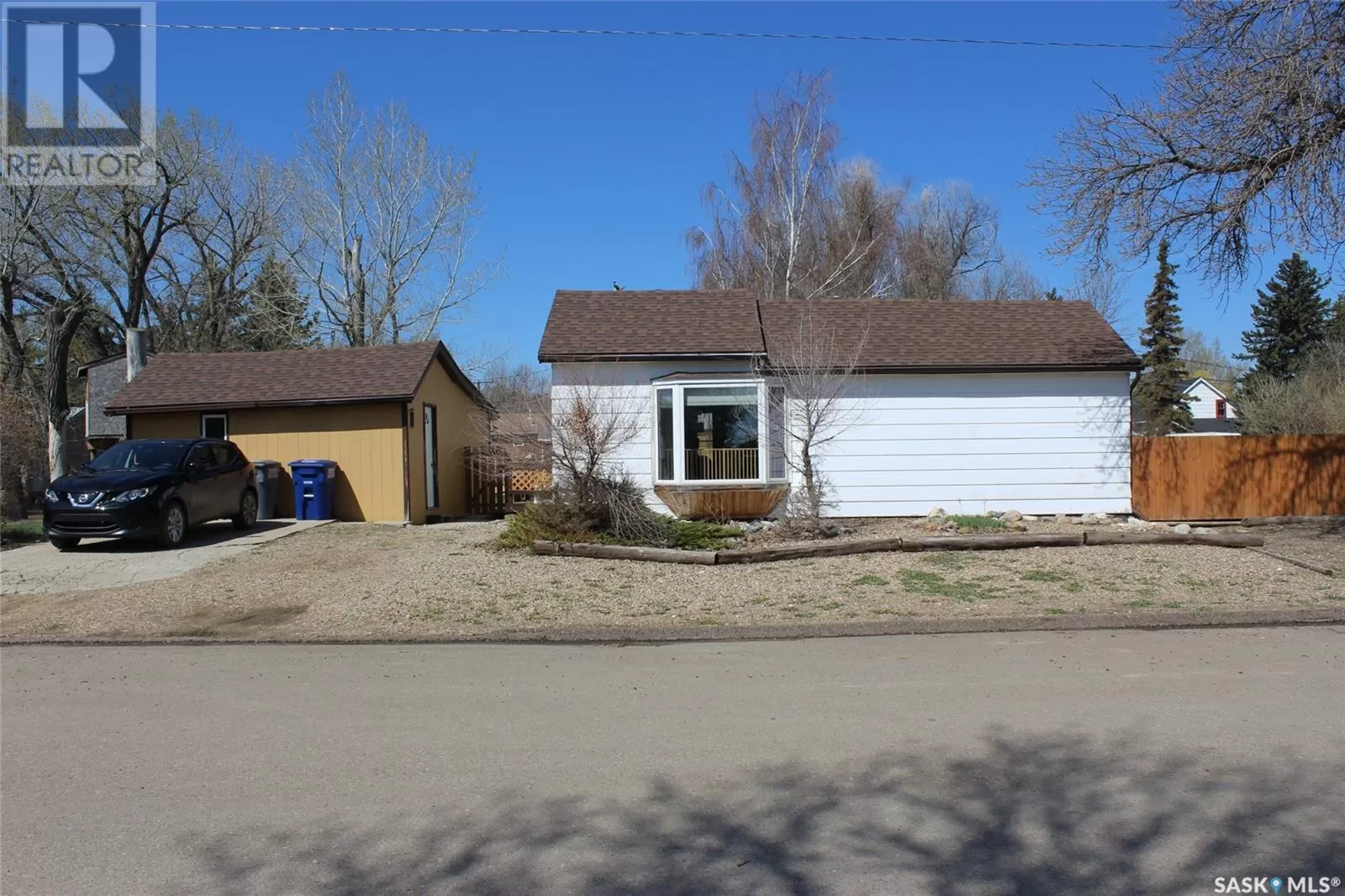 House for rent: 116 Ash Avenue N, Eastend, Saskatchewan S0N 0T0