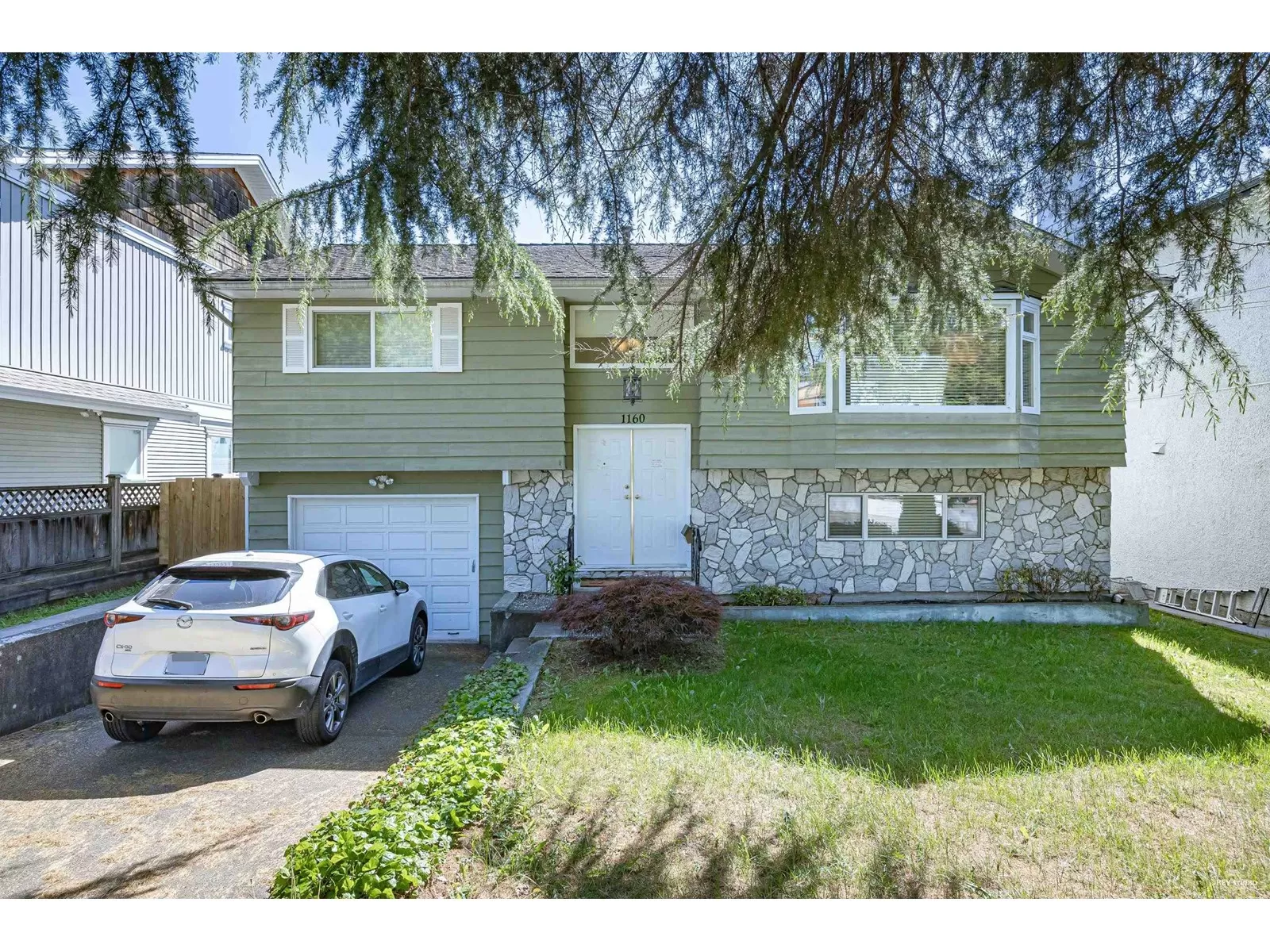 House for rent: 1160 Maple Street, White Rock, British Columbia V4B 4M6