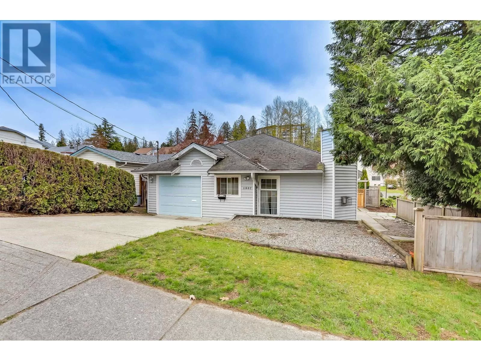 House for rent: 11602 225 Street, Maple Ridge, British Columbia V2X 9H6