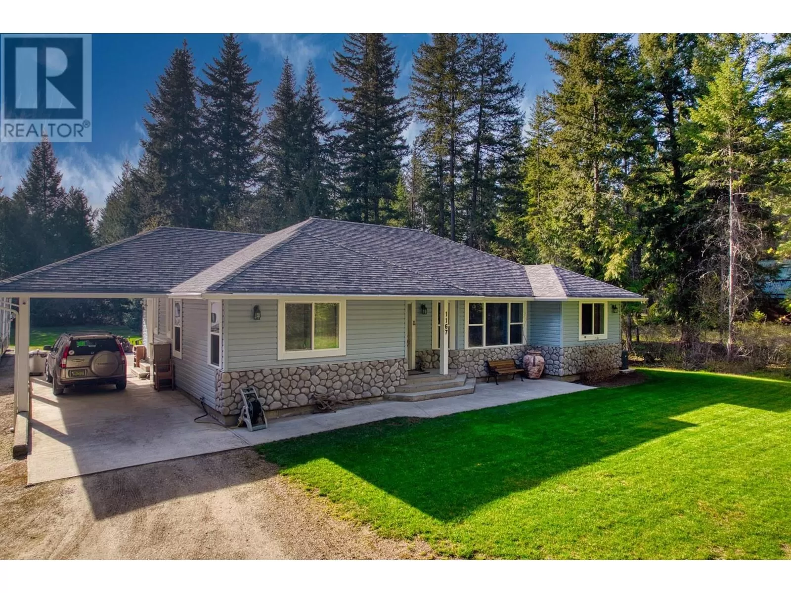 House for rent: 1167 Jordan Way, Scotch Creek, British Columbia V0E 1M5